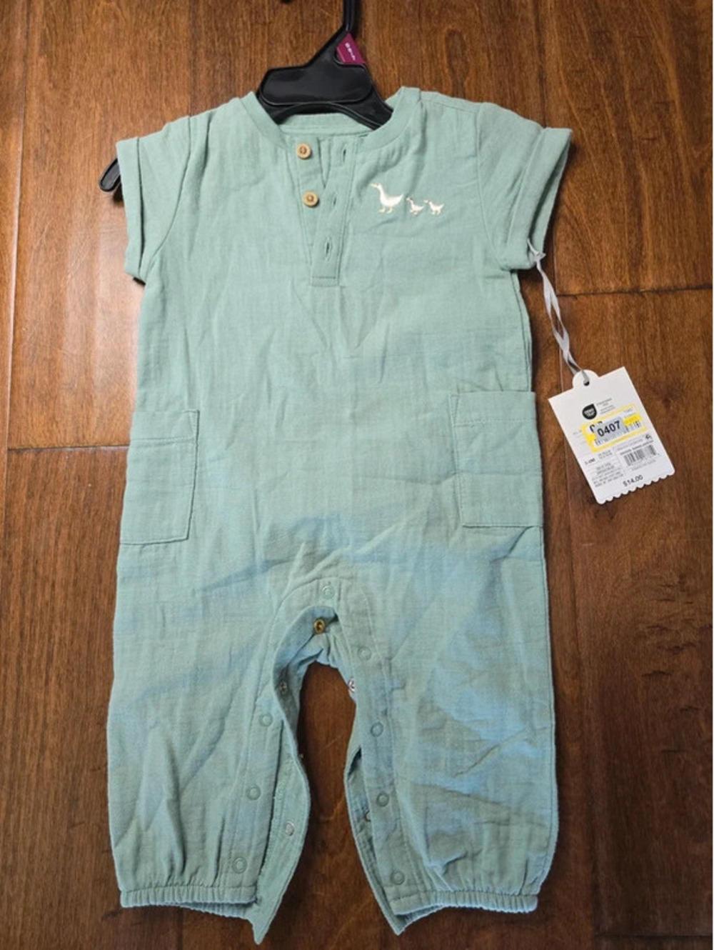3 to 6m brand new romper from cloud island item 407G4